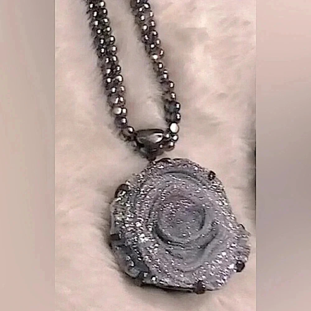 Gorgeous Vintage Necklaces Choose One or Bundle and Save - Picture 8 of 14